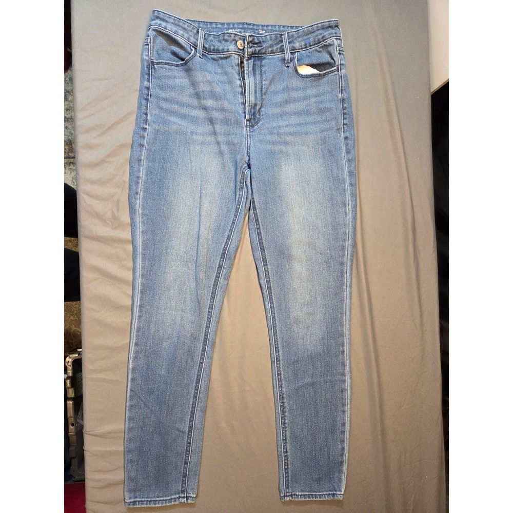 526 Old Navy Women's Size 10 Light Wash Straight Leg Jeans High Rise Denim